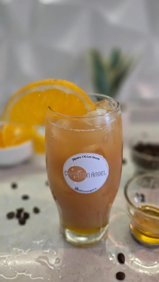 Naranja & Espresso — Café con Ángel